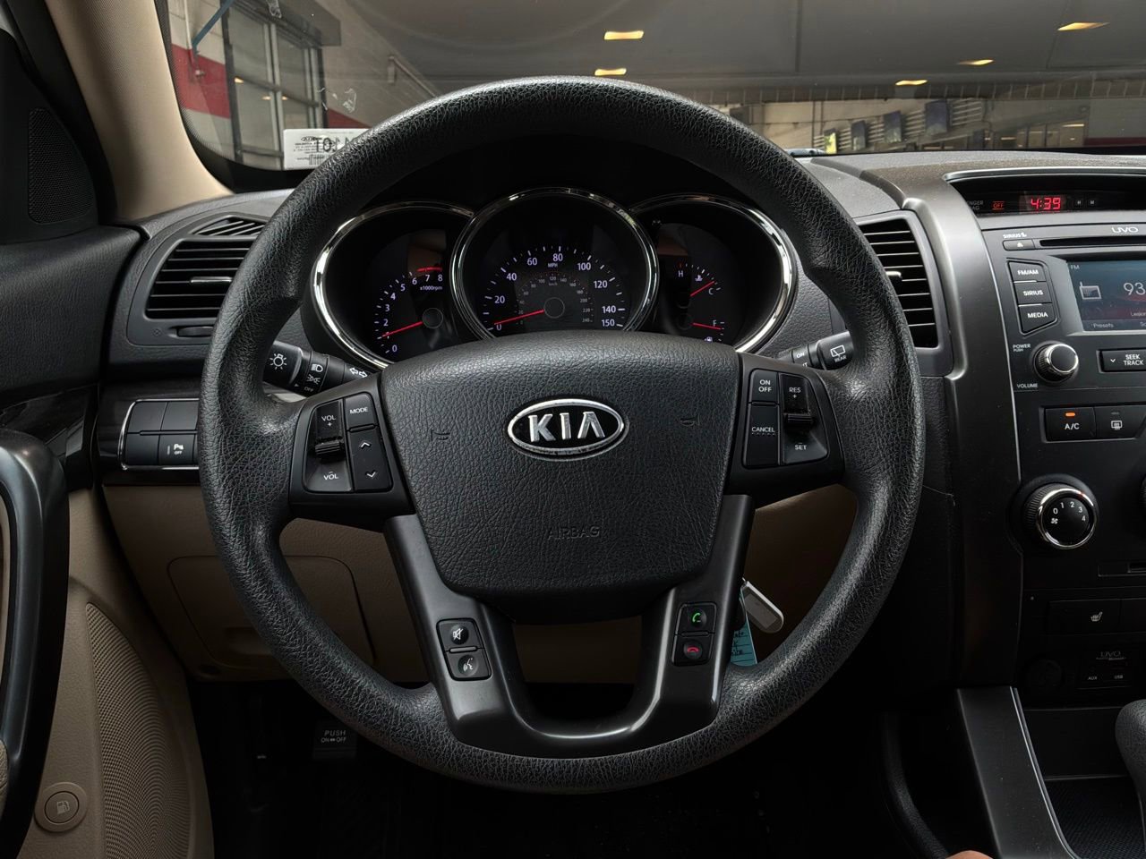 Used 2013 Kia Sorento LX w/ Convenience Pkg FWD image 25
