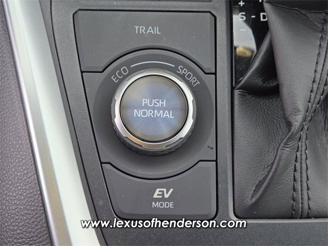 Used 2022 Toyota RAV4 XSE image 28