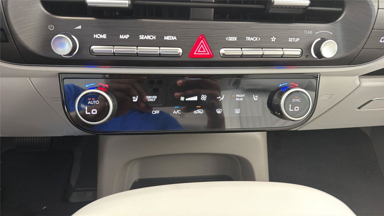 New 2026 Hyundai Palisade FWD Hybrid image 18