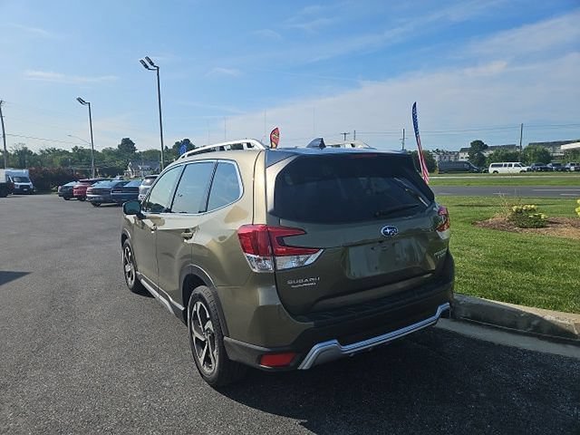 Certified 2024 Subaru Forester Touring w/ Pop Package 2 AWD/4WD image 2