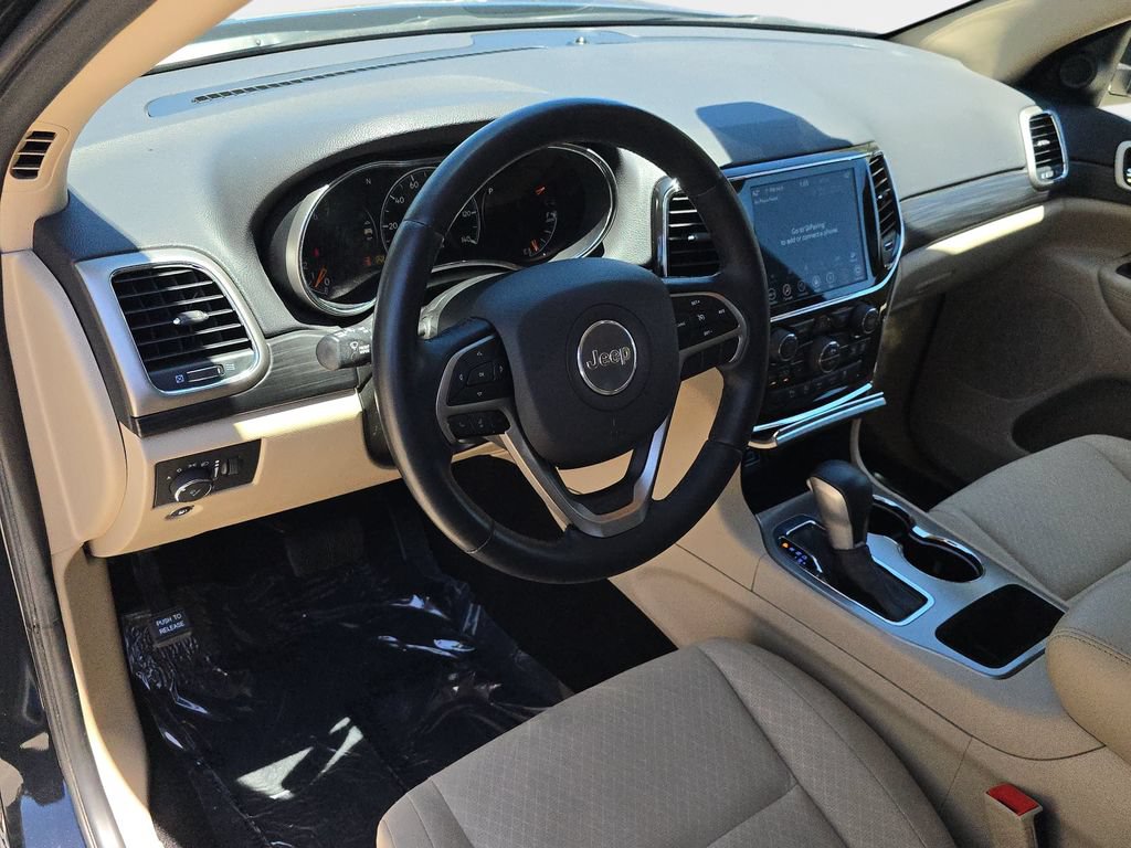 Used 2022 Jeep Grand Cherokee Laredo E w/ Security & Convenience Group AWD/4WD image 19