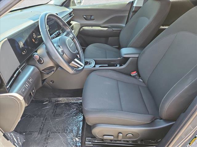 Certified 2025 Hyundai Kona SEL image 21