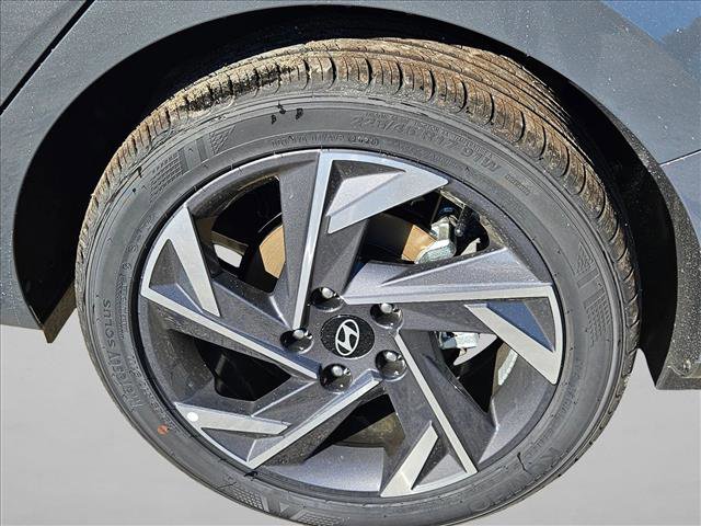New 2025 Hyundai Elantra Sport image 10