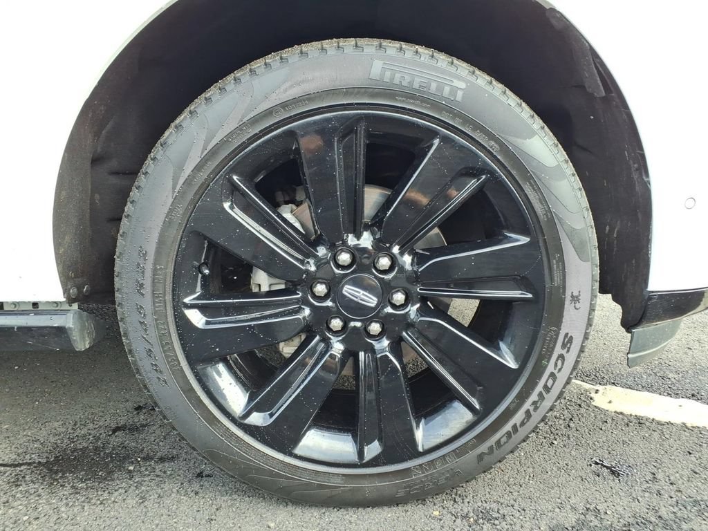 Used 2023 Lincoln Navigator L Reserve w/ Monochromatic Package AWD/4WD image 24