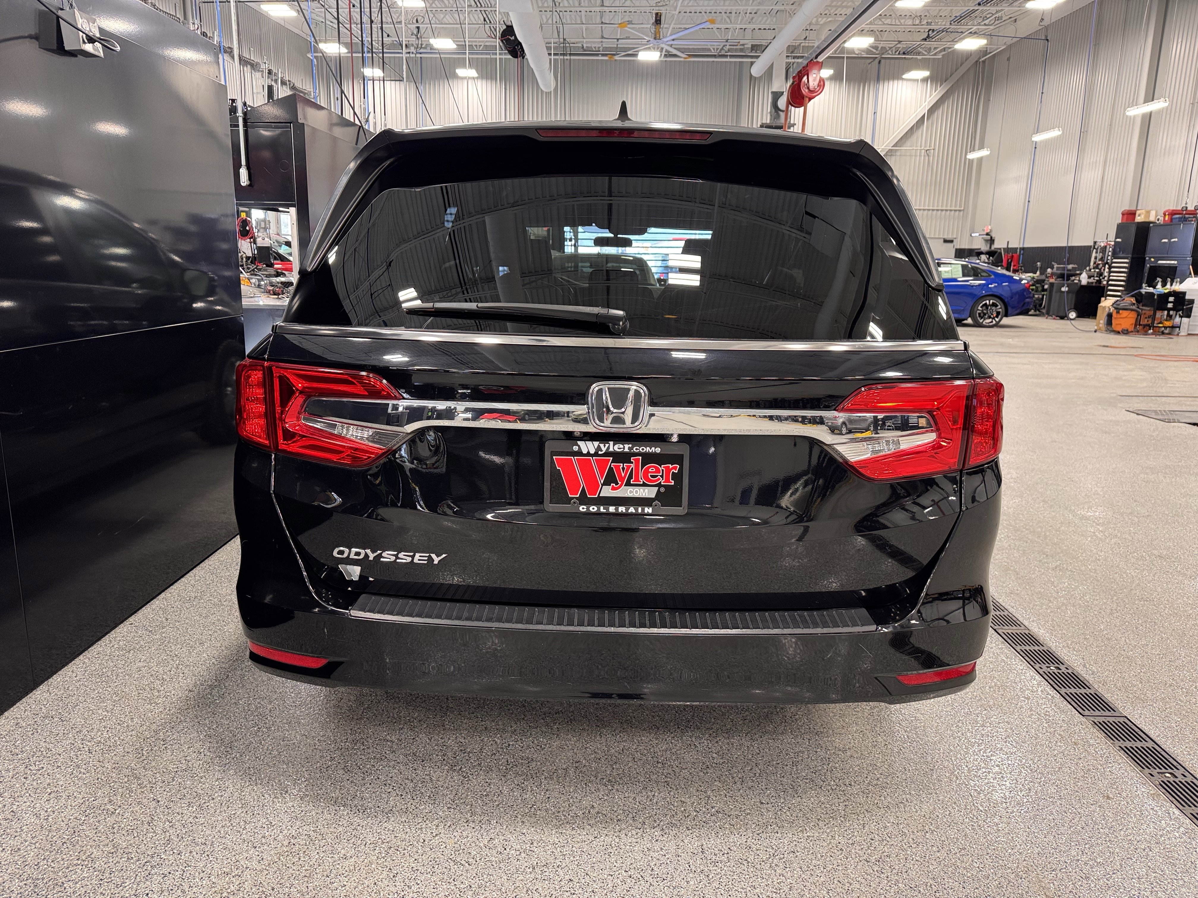 Used 2018 Honda Odyssey EX image 34