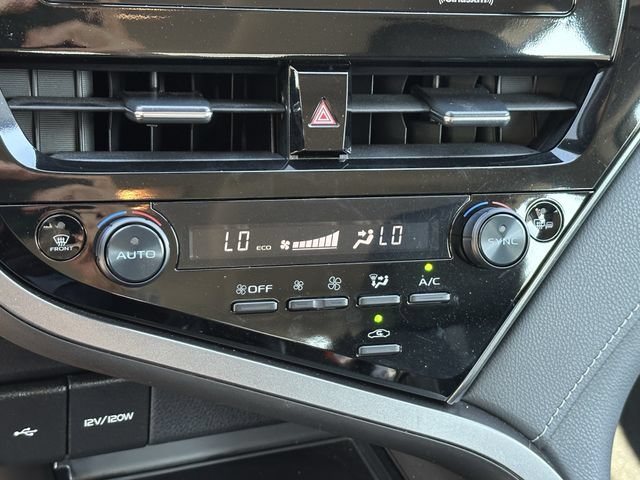 Used 2023 Toyota Camry SE FWD image 20