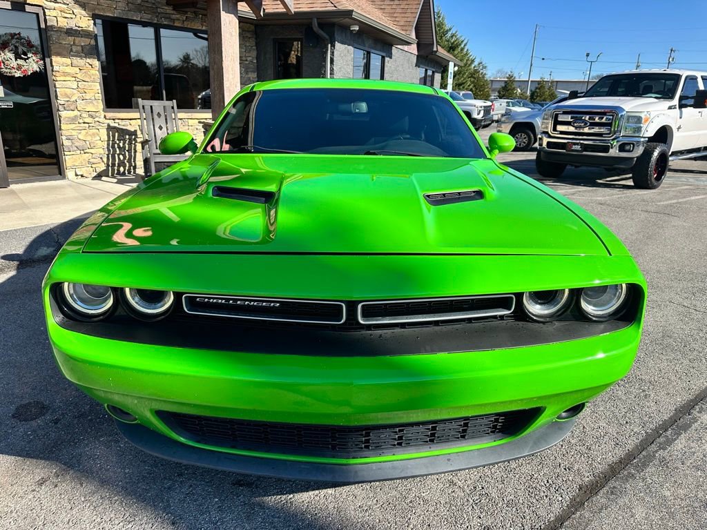 Used 2017 Dodge Challenger SXT w/ Sound Group image 7