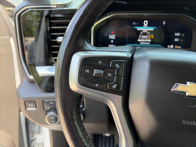 Used 2022 Chevrolet Silverado 1500 LT AWD/4WD image 23