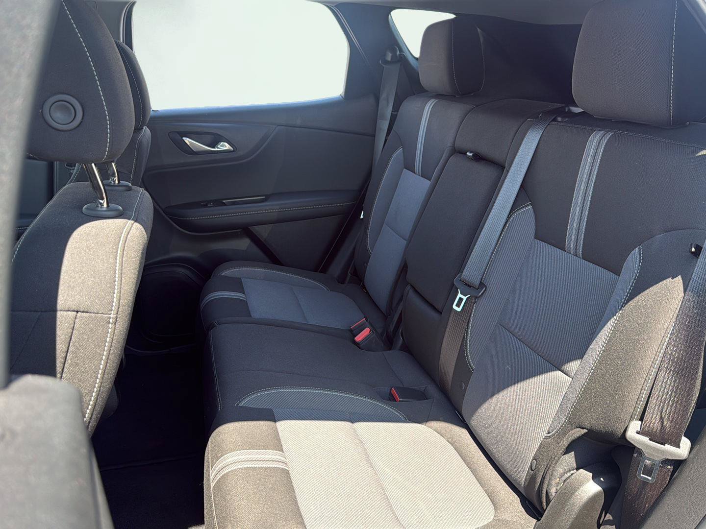 Used 2025 Chevrolet Blazer LT AWD/4WD image 23