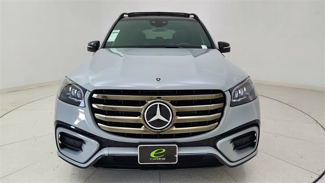 Used 2025 Mercedes-Benz GLS 450 4MATIC image 2
