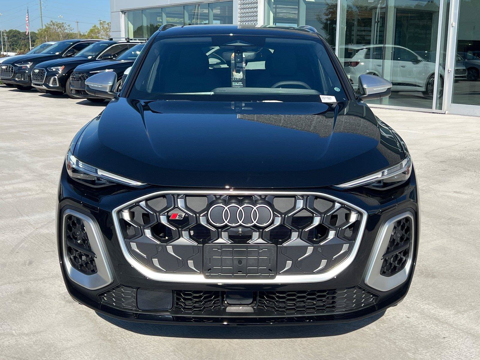 New 2026 Audi SQ5 Prestige AWD/4WD image 2