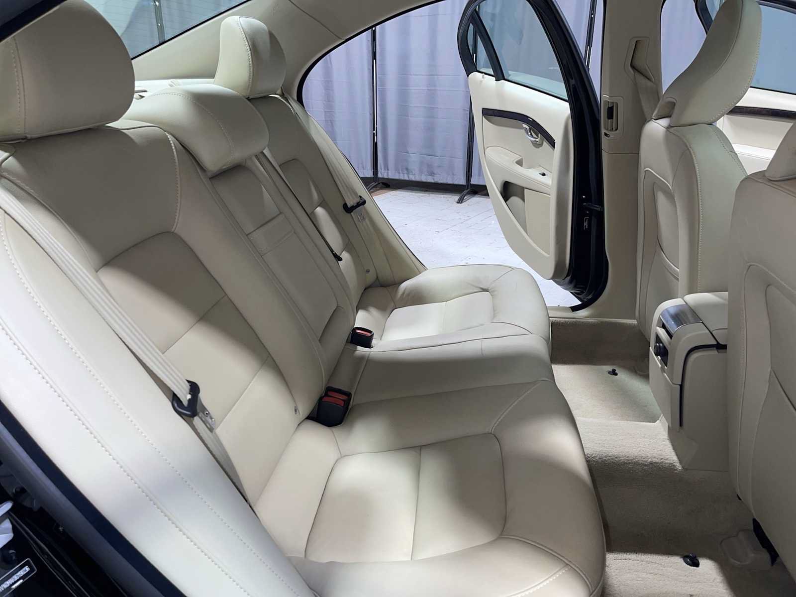 Used 2016 Volvo S80 T5 w/ Convenience Package FWD image 13