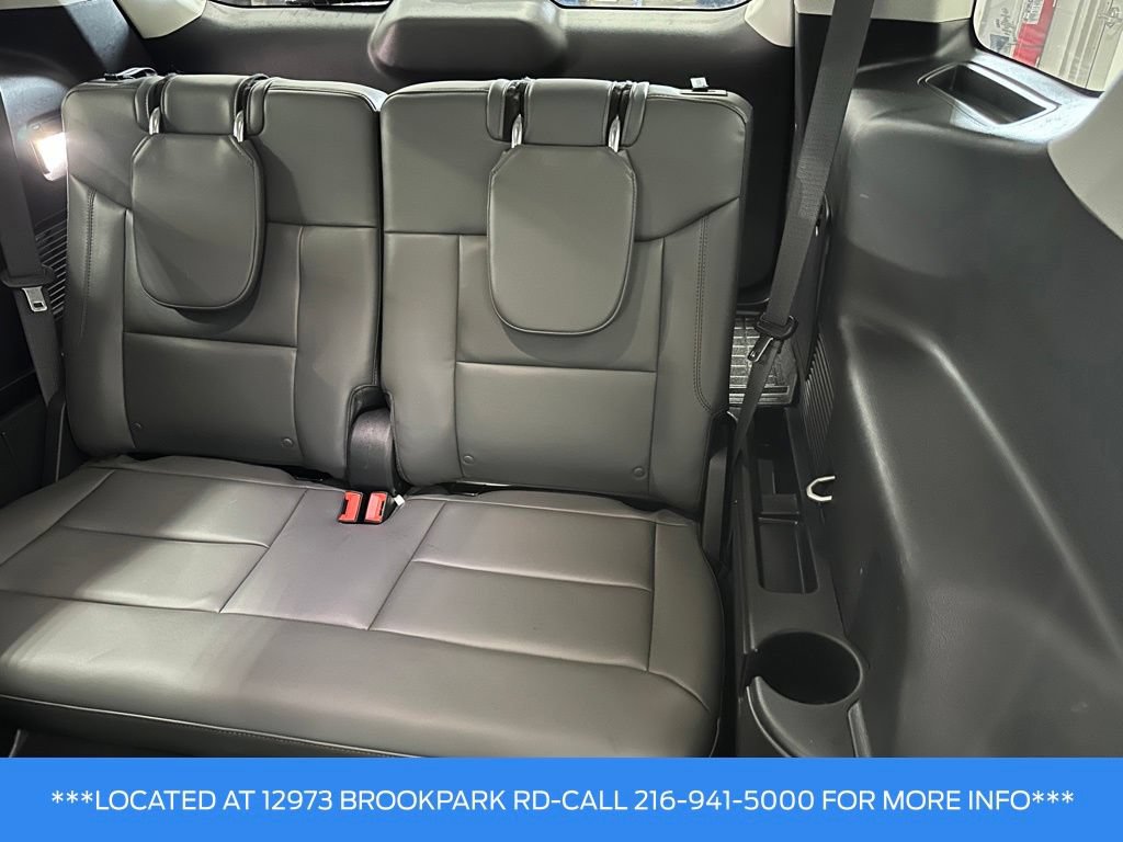 Used 2025 Ford Explorer Active w/ Active Comfort Package AWD/4WD image 20