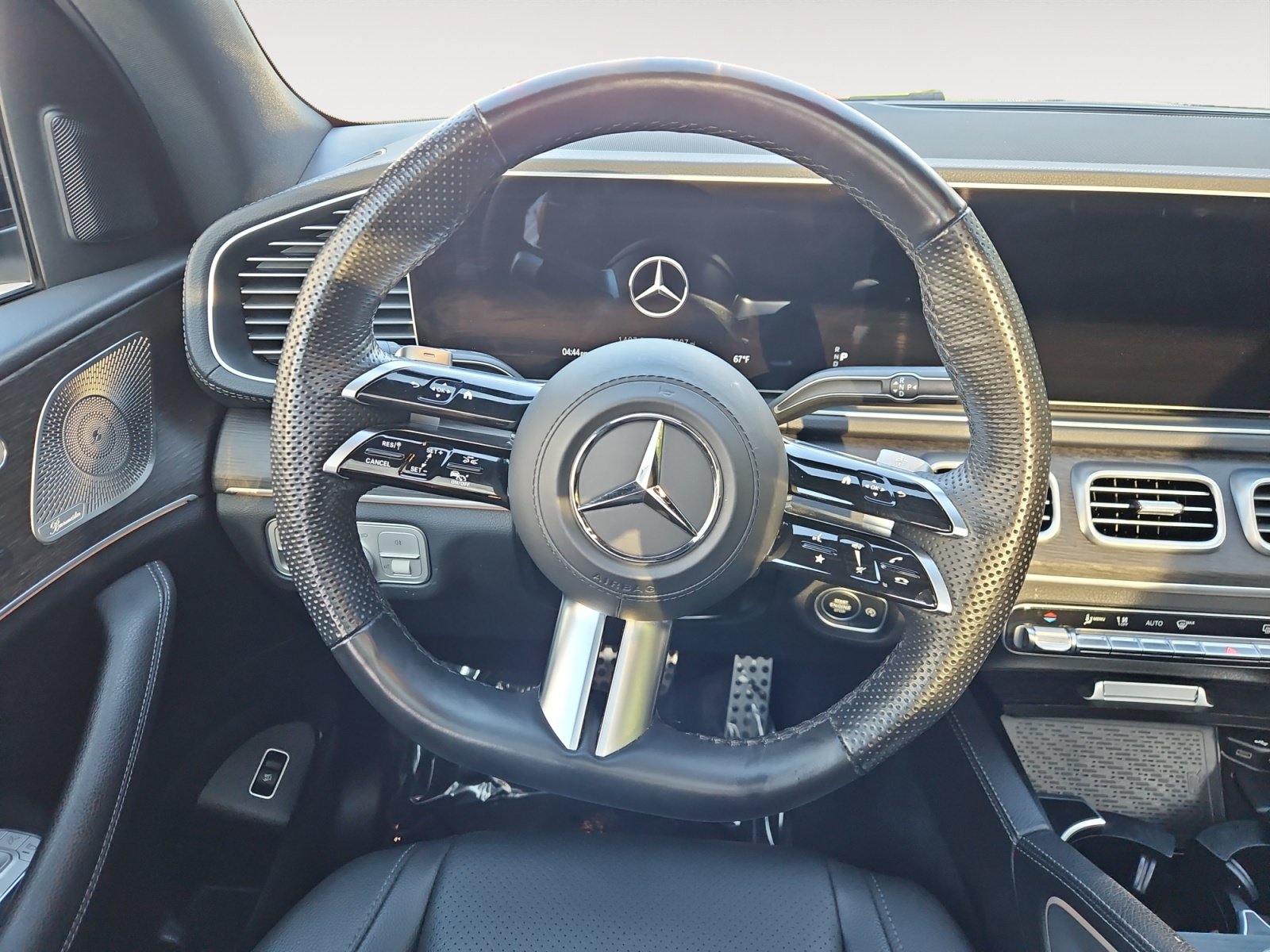 Used 2024 Mercedes-Benz GLS 450 4MATIC image 12