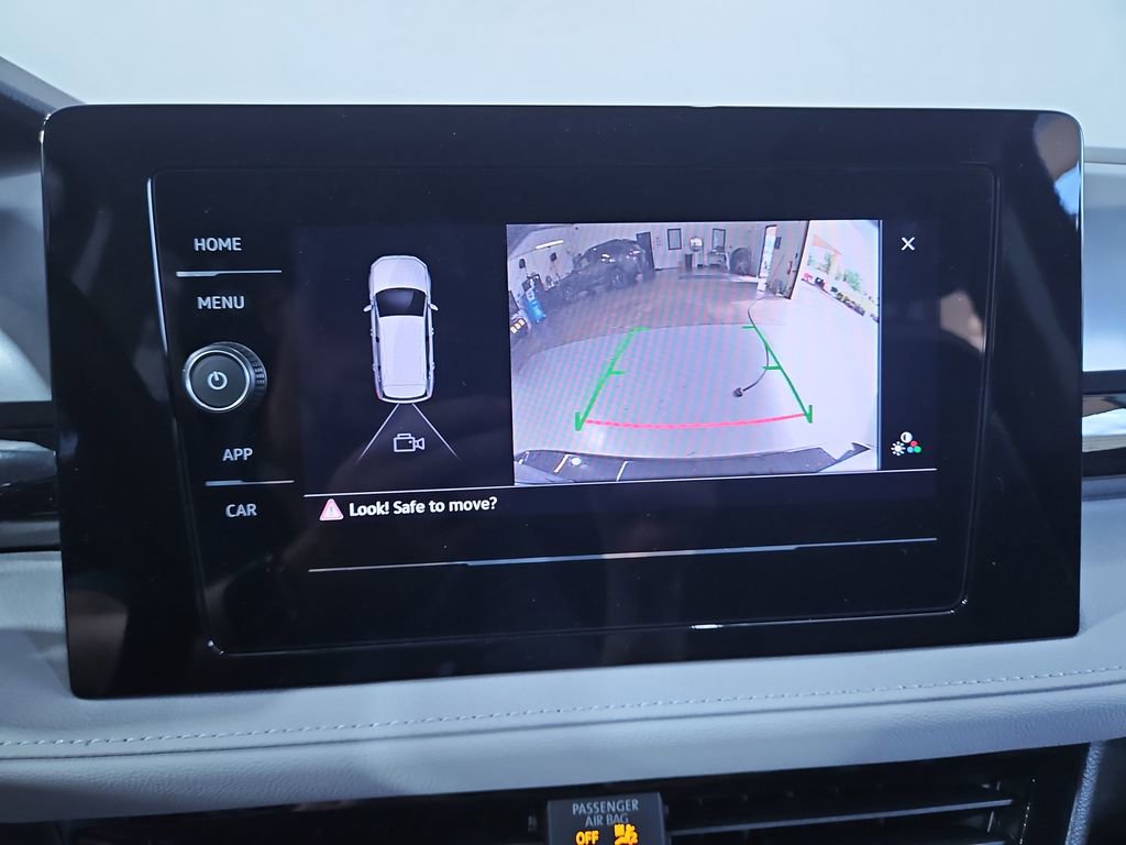 New 2025 Volkswagen Taos S image 19