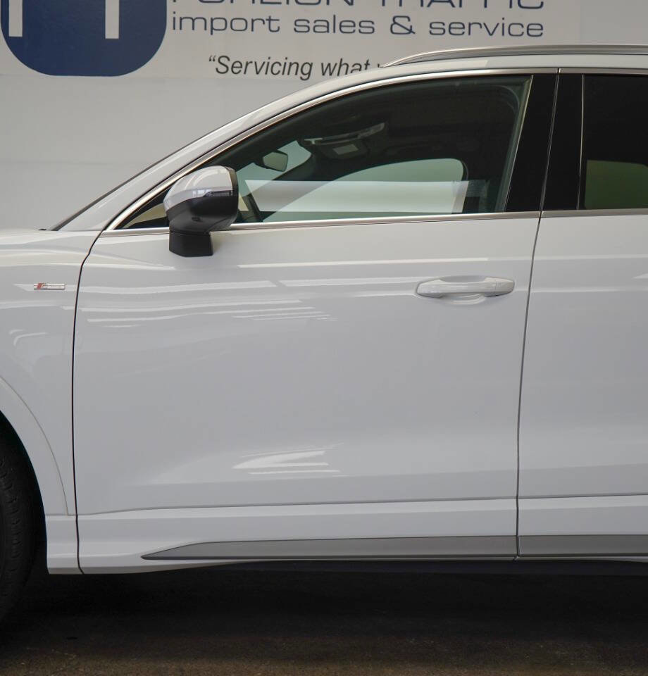 Used 2024 Audi Q3 2.0T Premium Plus w/ Premium Plus Package image 8