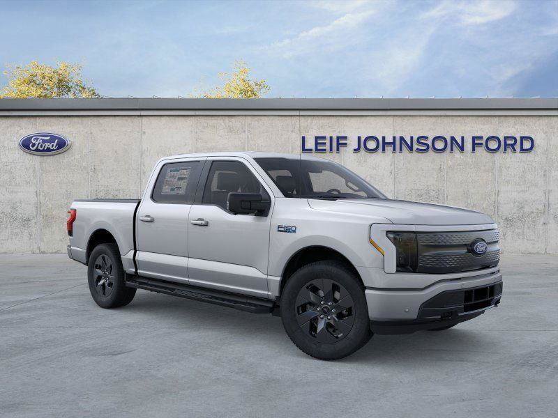 New 2025 Ford F150 Lightning Flash AWD/4WD image 7