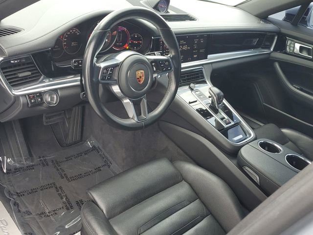 Used 2018 Porsche Panamera image 20