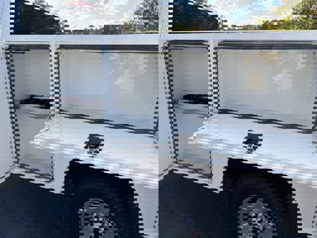 New 2024 GMC Sierra 2500 Pro w/ Convenience Package image 41