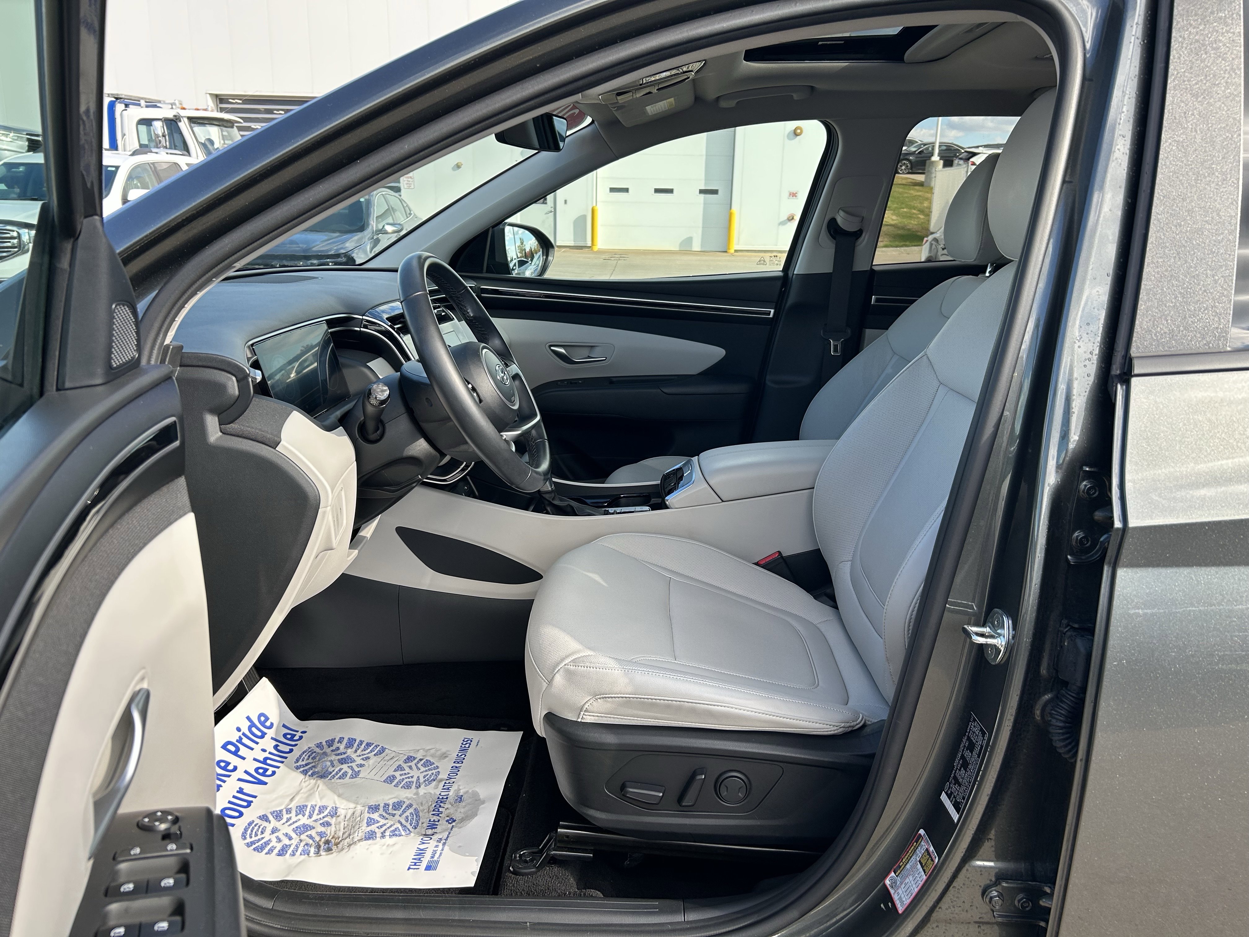 Used 2023 Hyundai Tucson SEL w/ Convenience Package image 13