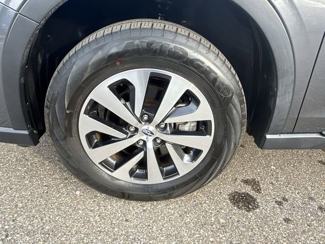 Used 2022 Subaru Outback Premium image 31