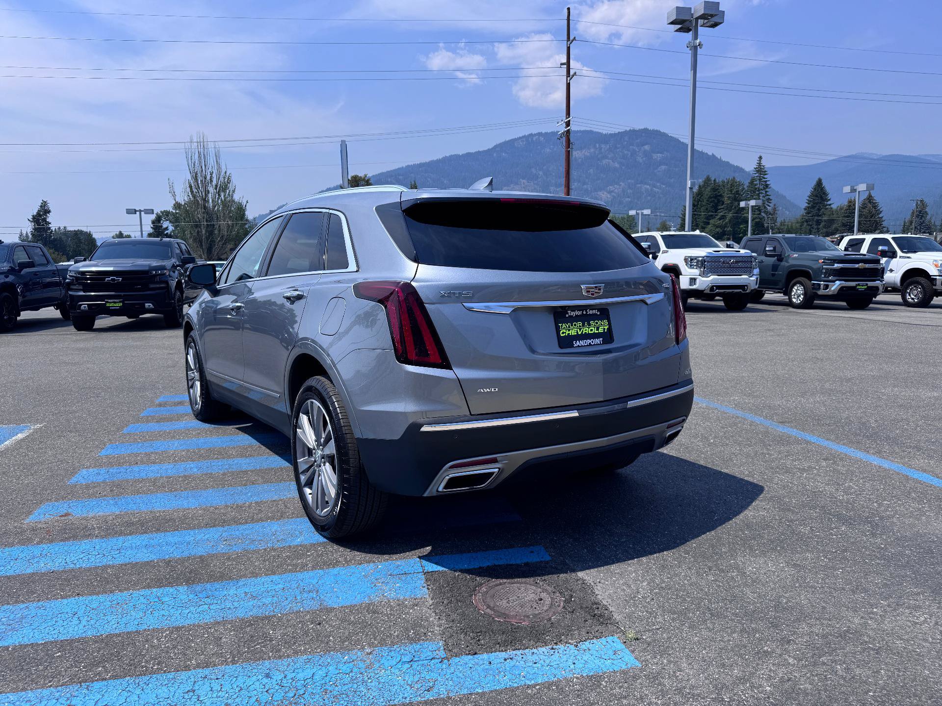 Used 2025 Cadillac XT5 Premium Luxury AWD/4WD image 5