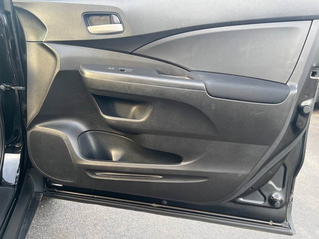 Used 2016 Honda CR-V LX image 12