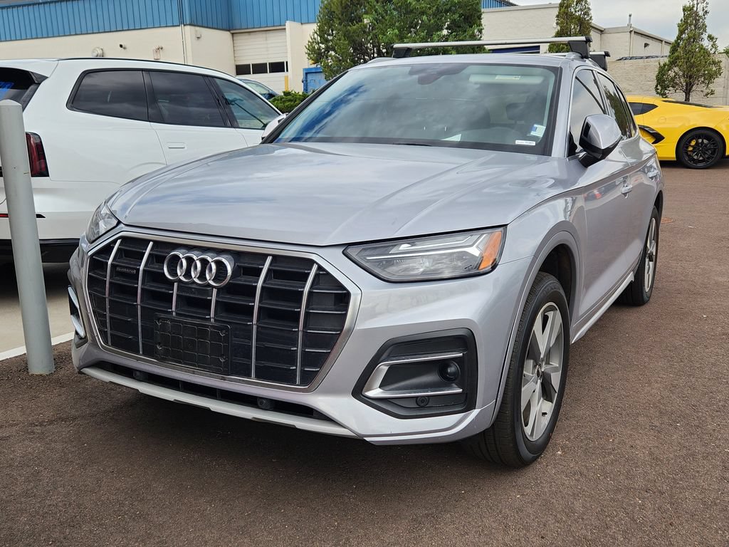 Used 2022 Audi Q5 2.0T Premium Plus w/ Premium Plus Package AWD/4WD image 3