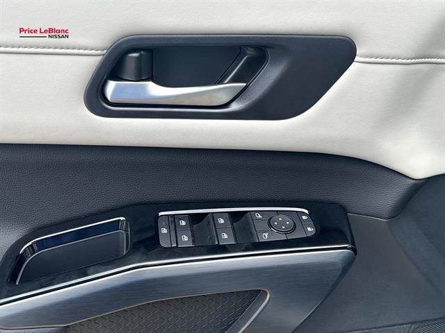 New 2026 Nissan Pathfinder SL FWD image 11