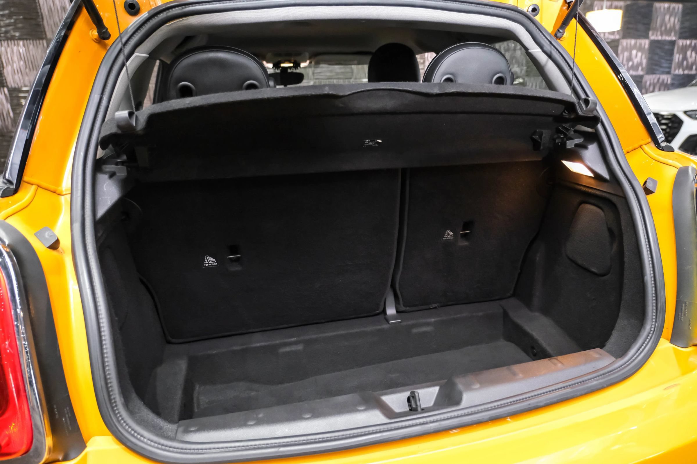 Used 2014 MINI Cooper 2-Door Hardtop FWD image 41