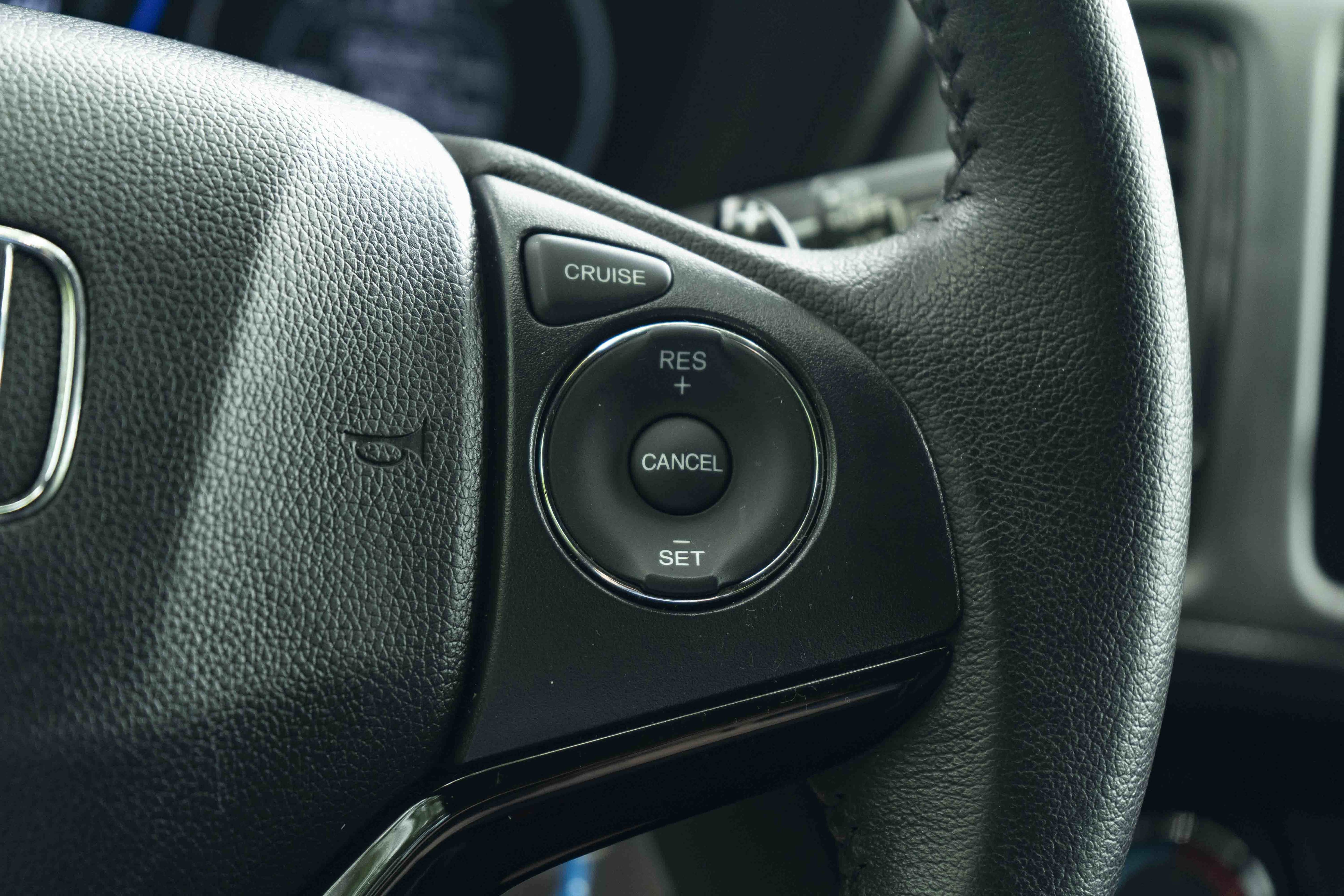 Used 2020 Honda HR-V Sport image 21