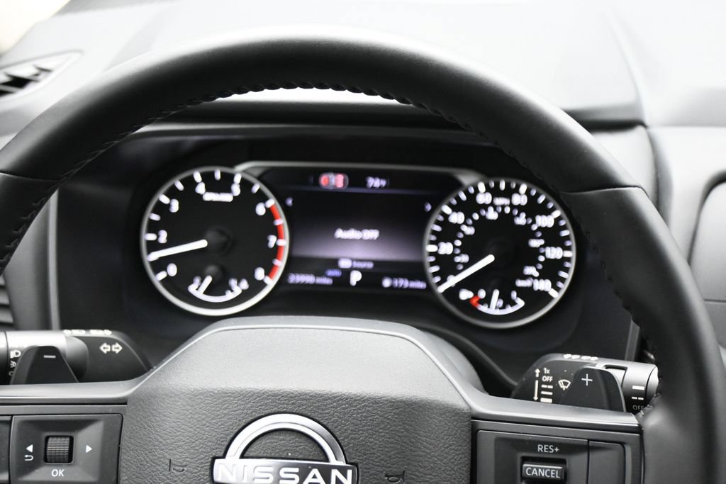 Used 2026 Nissan Rogue SV AWD/4WD image 16