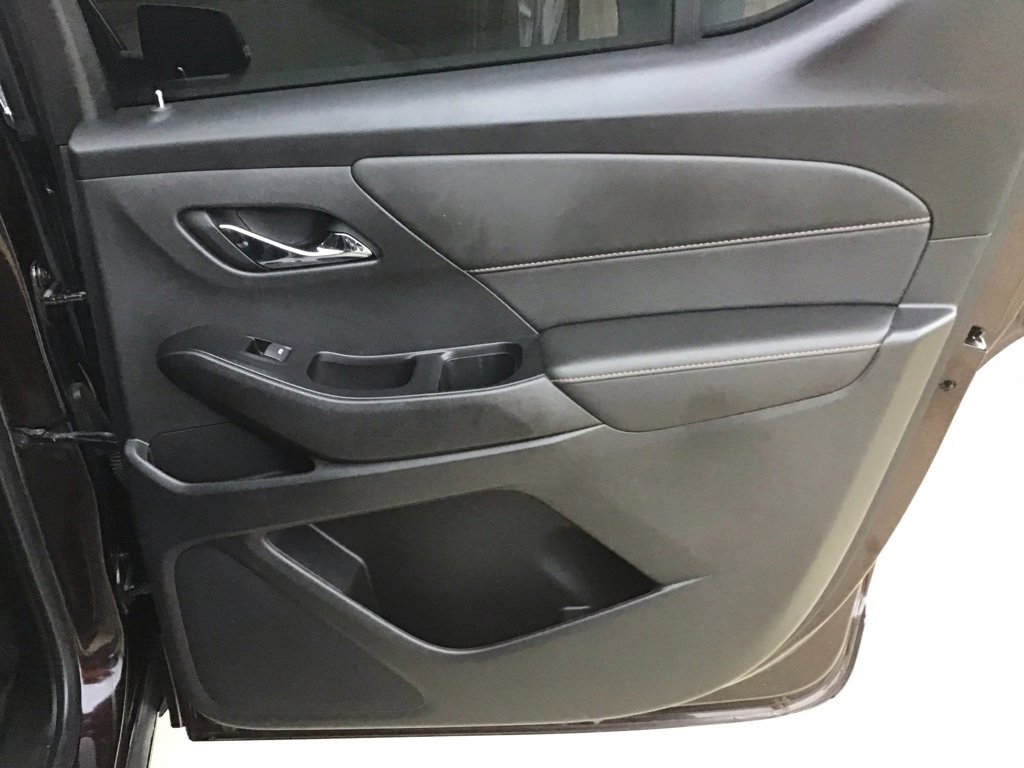 Used 2020 Chevrolet Traverse Premier image 18