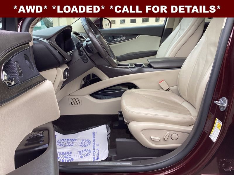 Used 2019 Lincoln Nautilus Reserve w/ Cargo Utility Package AWD/4WD image 22