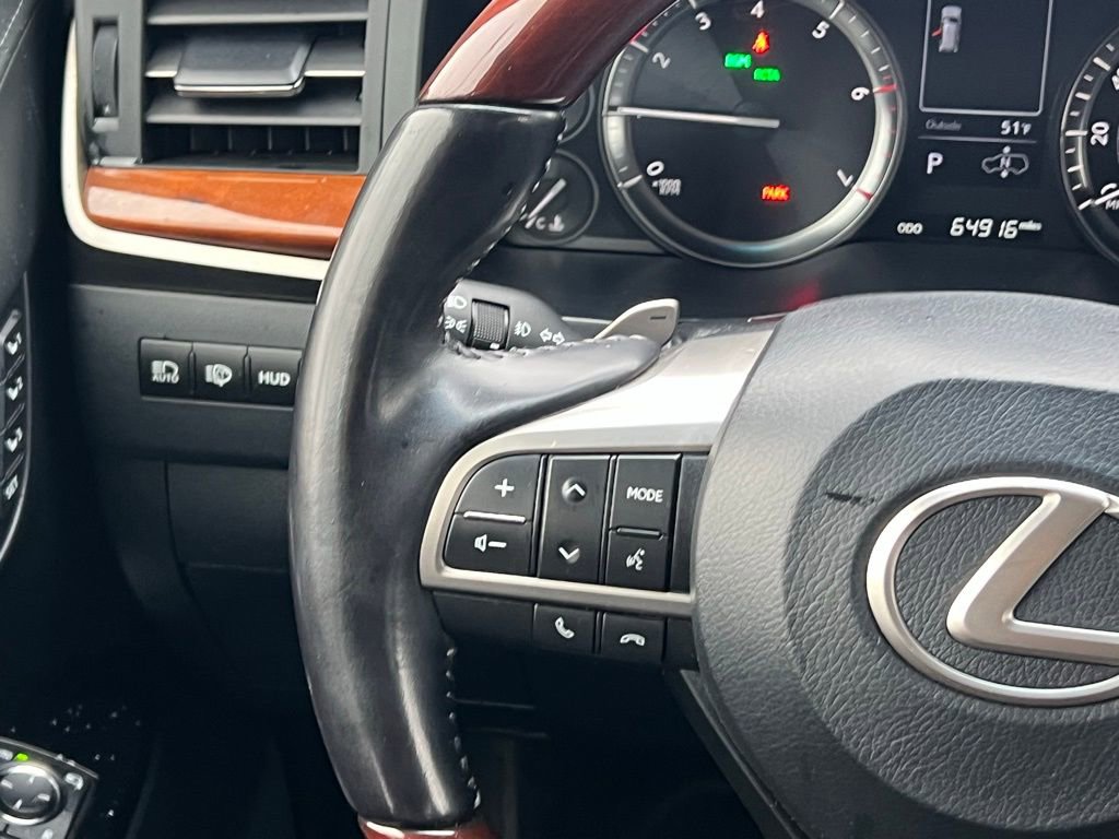 Used 2021 Lexus LX 570 4WD w/ Luxury Package image 23