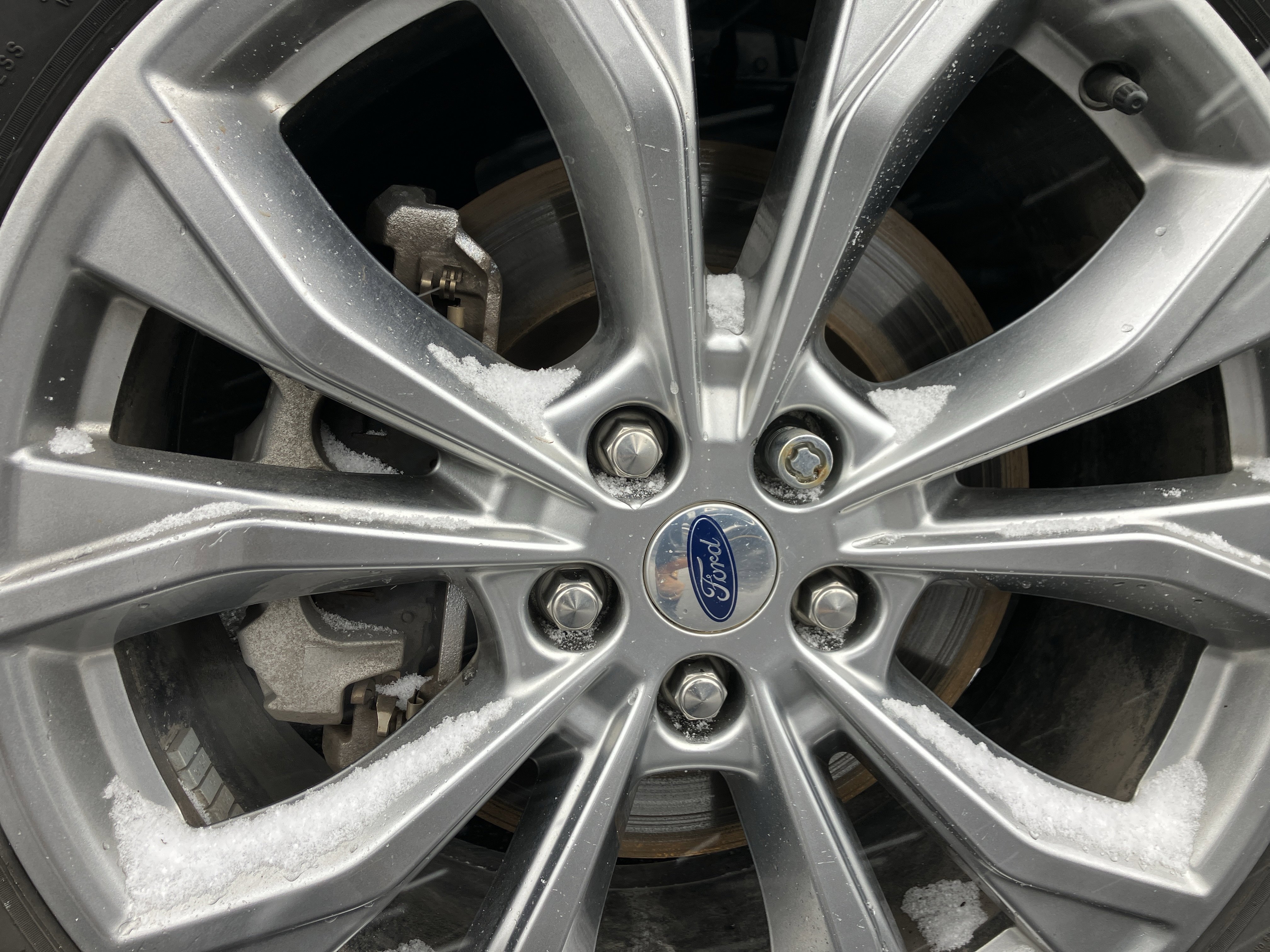 Certified 2022 Ford Explorer XLT w/ Equipment Group 202A image 9