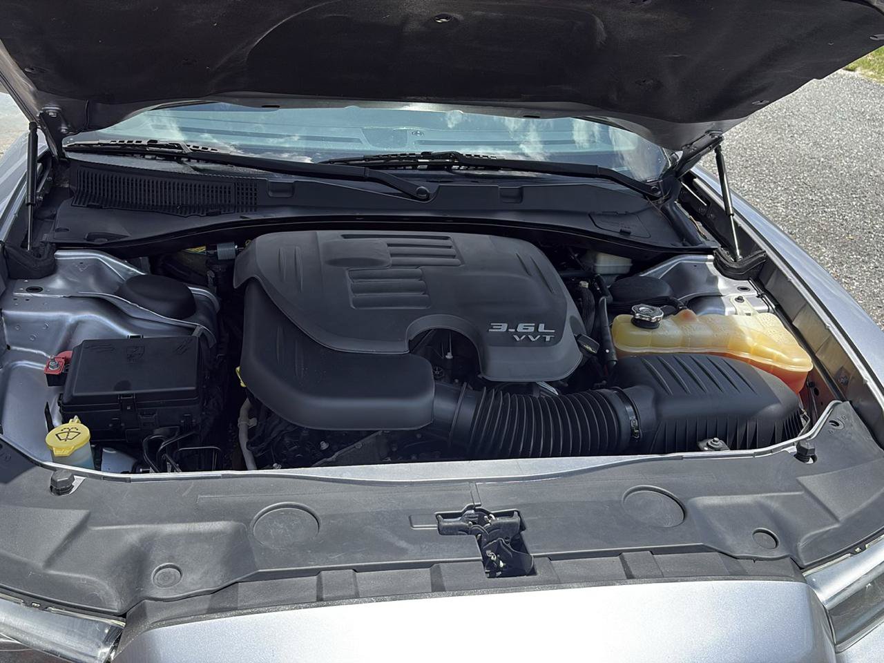 Used 2014 Dodge Charger SE w/ Sport Appearance Group RWD image 19