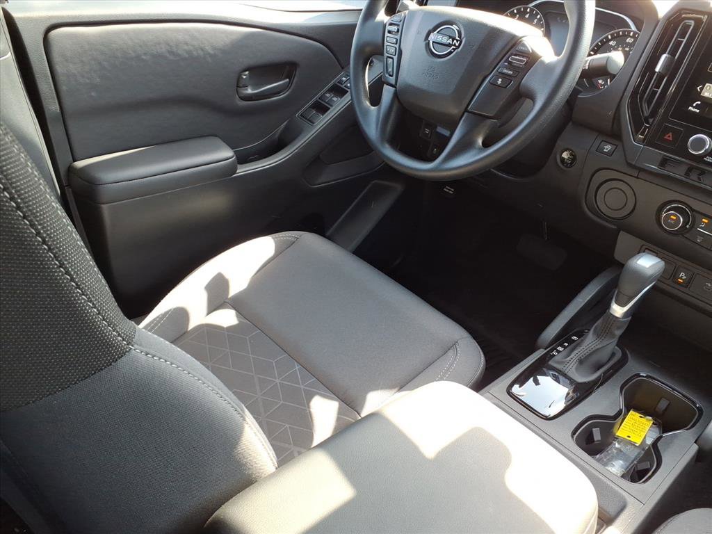 Used 2026 Nissan Frontier SV w/ Tow Package image 16