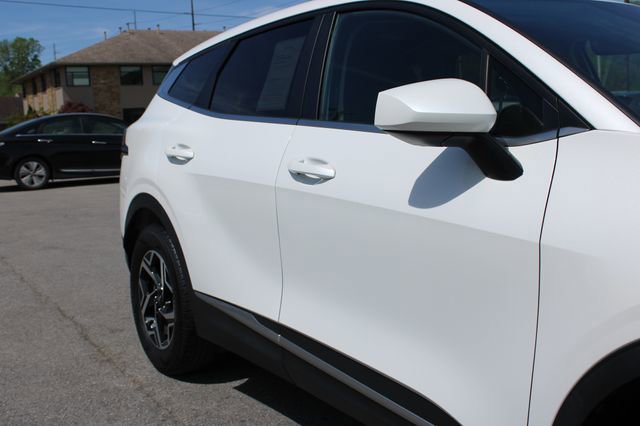 Used 2023 Kia Sportage LX FWD image 48