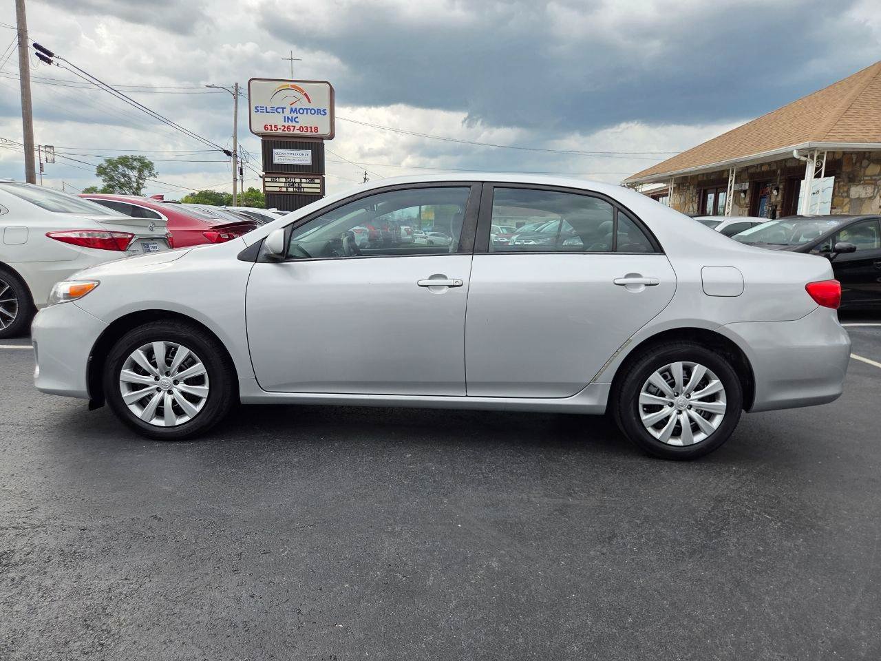 Used 2012 Toyota Corolla LE FWD image 3