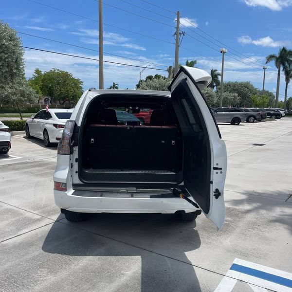 Used 2022 Lexus GX 460 Premium AWD/4WD image 22
