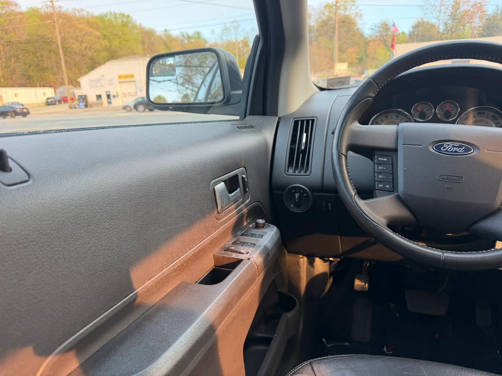 Used 2010 Ford Edge SEL AWD/4WD image 29