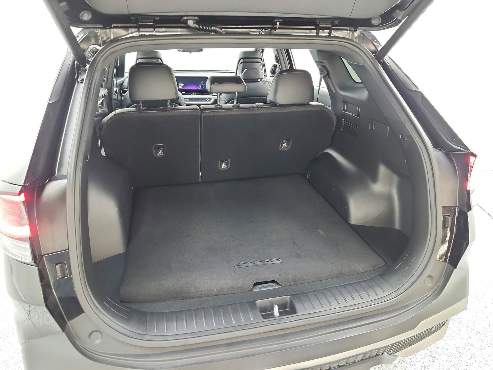 Used 2024 Kia Sportage X-Line w/ X-Line Premium Package AWD/4WD image 22
