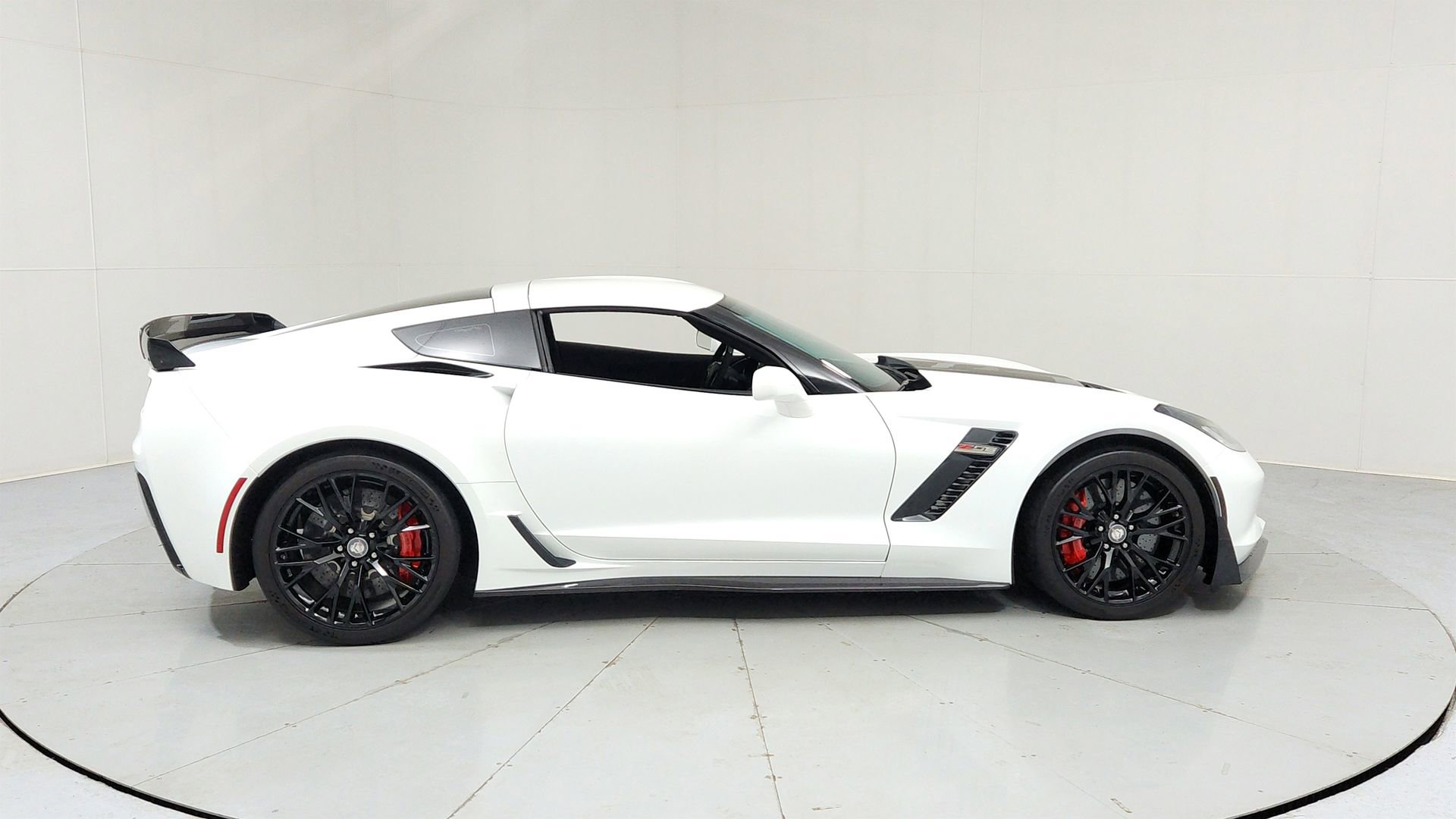 Certified 2019 Chevrolet Corvette Z06 image 6
