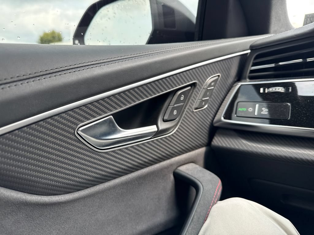 Used 2025 Audi RS Q8 performance AWD/4WD image 21