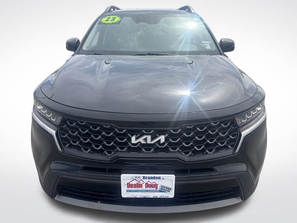 Used 2023 Kia Sorento S AWD/4WD image 9