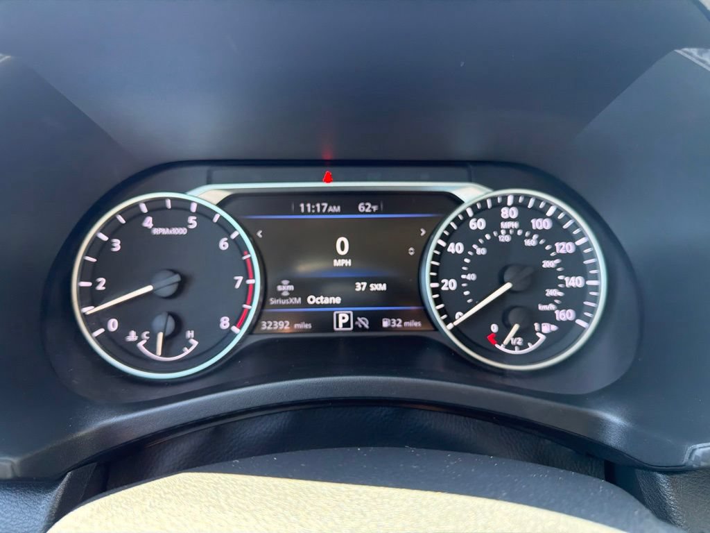Used 2025 Nissan Sentra SV FWD image 28