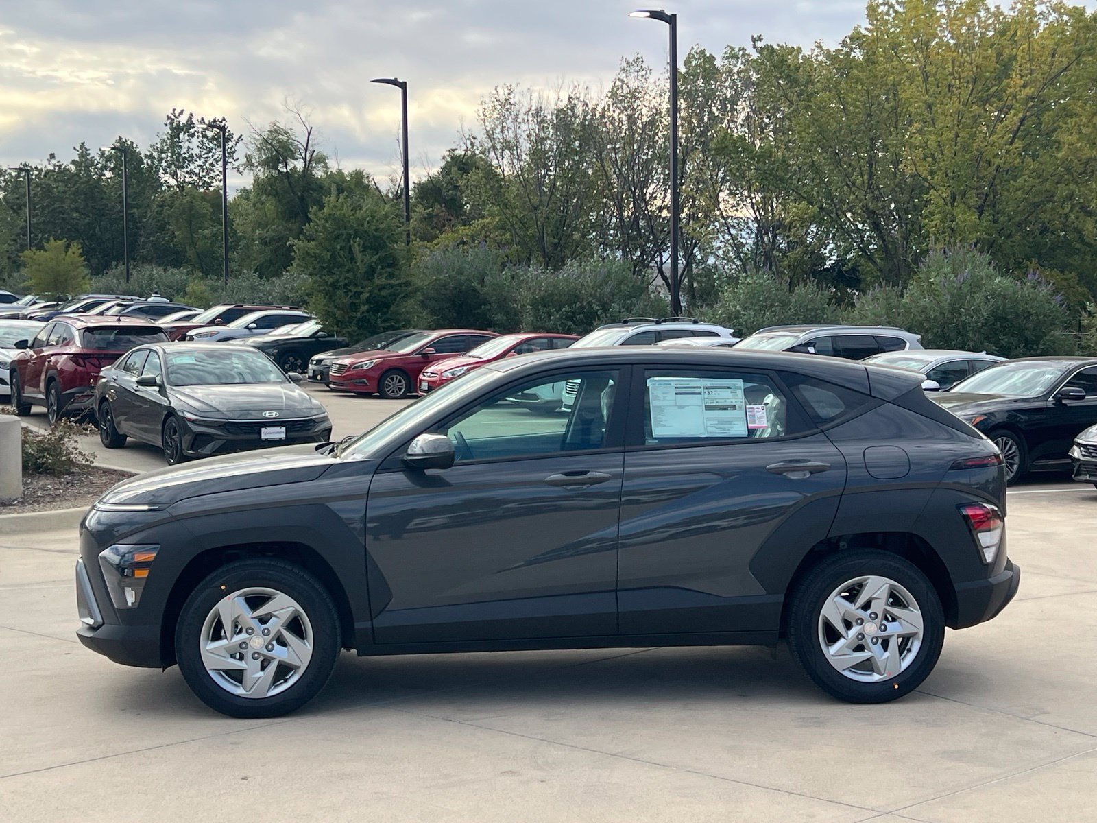 New 2027 Hyundai Kona SE FWD image 6
