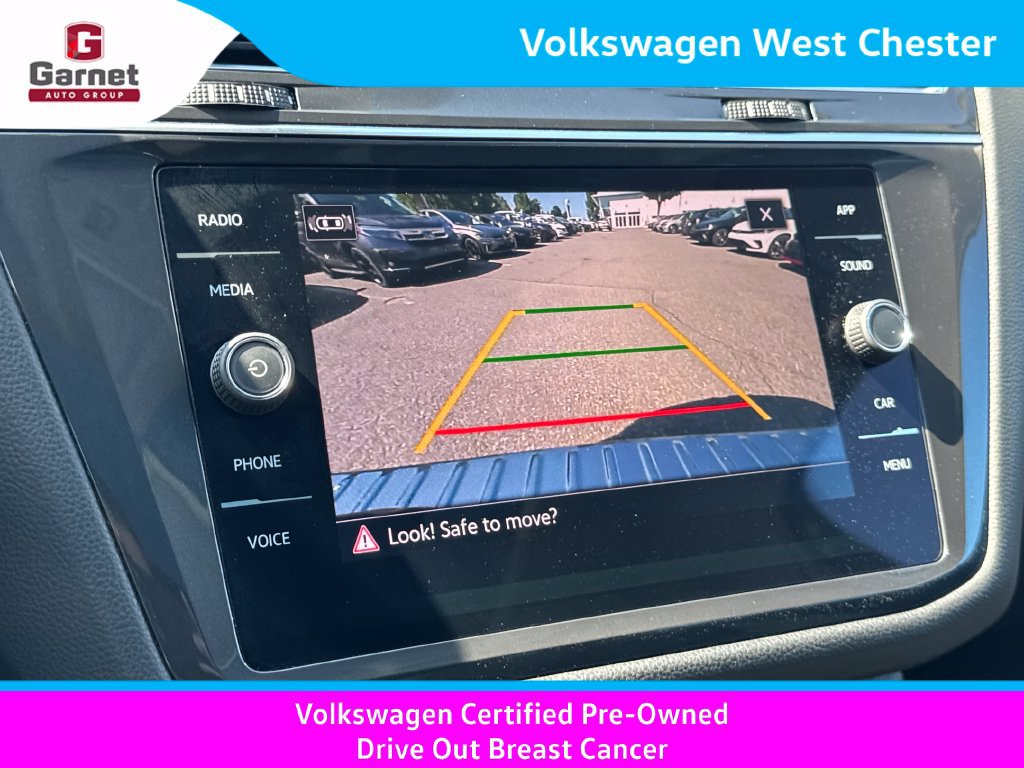 Certified 2023 Volkswagen Tiguan SE w/ Panoramic Sunroof Package AWD/4WD image 26