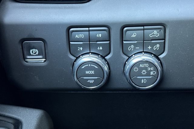 New 2026 GMC Sierra 2500 AT4 w/ AT4 Premium Plus Package image 31